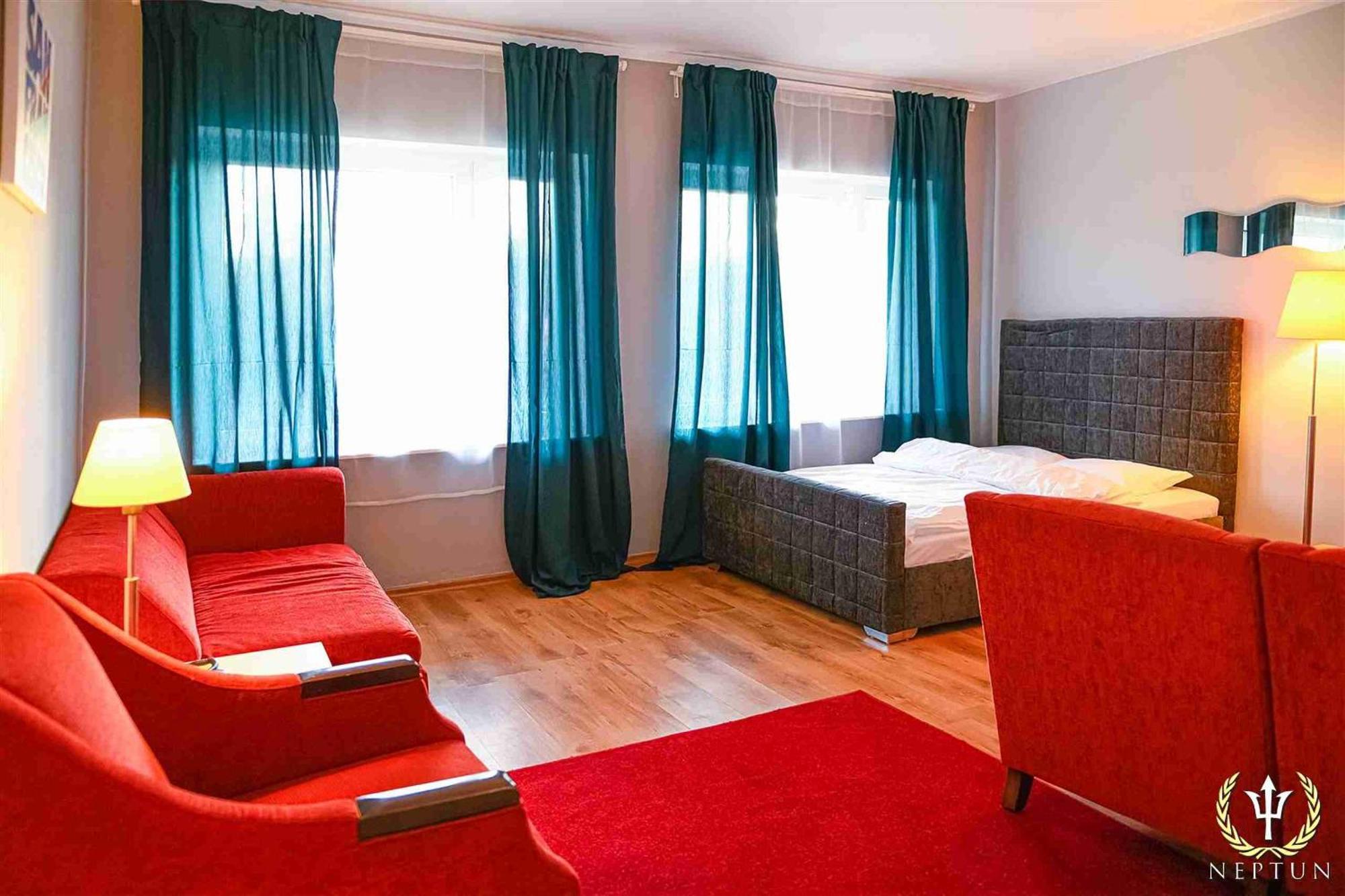 Hotel Neptun Jastrzębia Góra Екстериор снимка